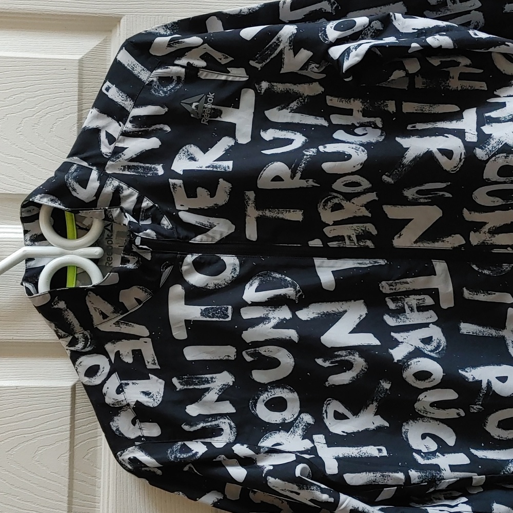 Reebok Ladies Light Full Zip Long Sleeved Jacket